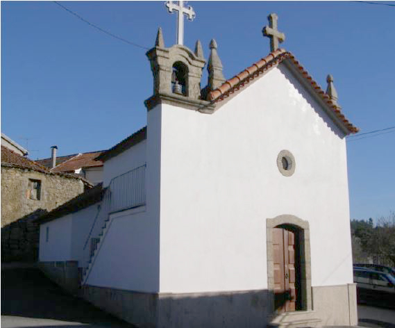 Capela De Pinheiro Carregal Do Sal.jpg